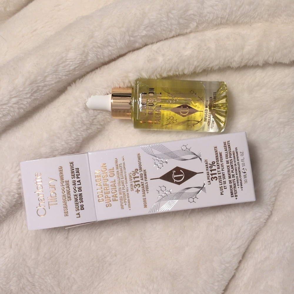 Charlotte Tilbury Collagen Superfusion Facial Oil (Full Size) 30ml - Picture 5 of 5